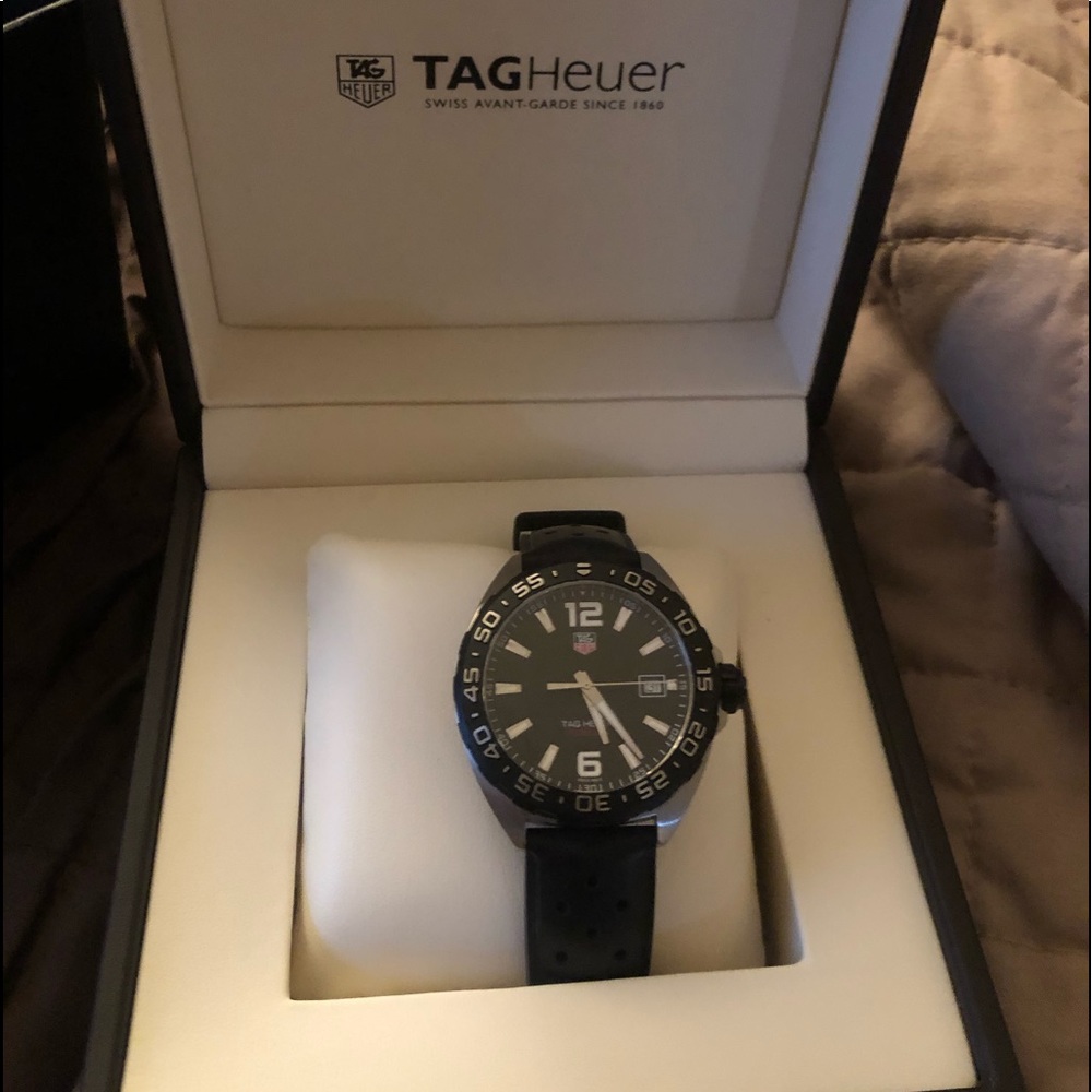 Men’s tag Hauer watch